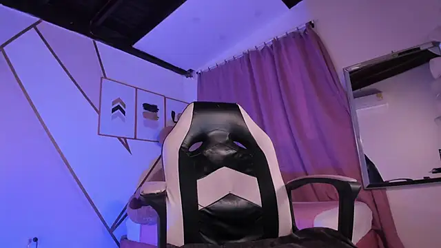 maye wells online show from February 21, 2025, 5:31 pm