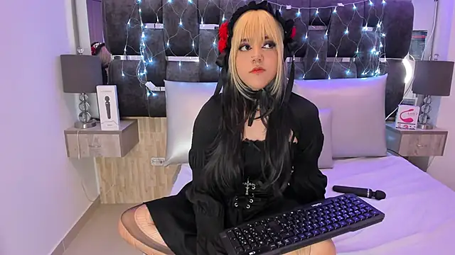 Snapshot of Charlotte_Myers chatting on March 1, 2025, 6:00 pm Charlotte Myers online show from March 1, 2025, 6:00 pm