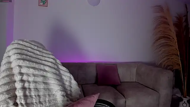 ElissaDominguez online show from July 9, 2026, 1:31 am