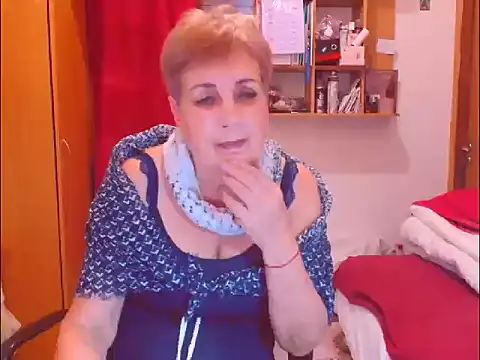 Victoria5643 online show from December 2, 2025, 6:36 pm