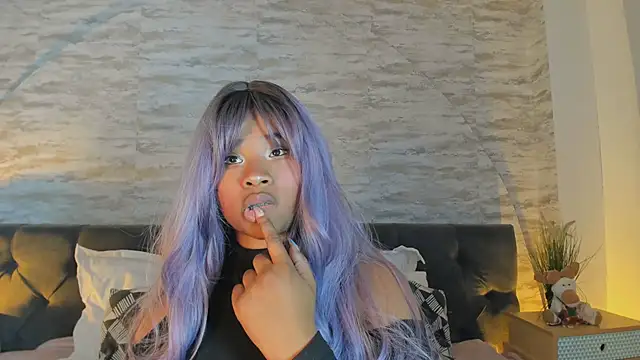 Snapshot of Anneth__M chatting on May 26, 2026, 7:32 pm Anneth M online show from May 26, 2026, 7:32 pm