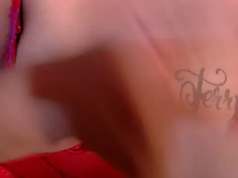 chanel love online show from November 10, 2025, 10:14 am