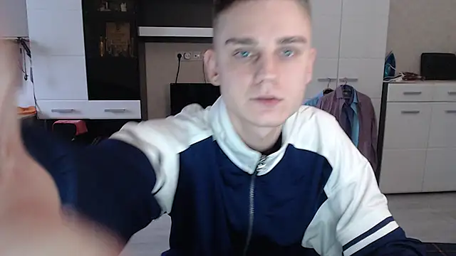 angryzan online show from January 10, 2025, 11:22 am