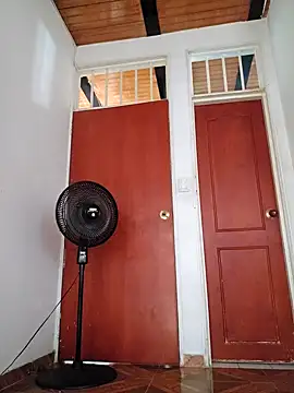 Snapshot of Sofia_Queen17 chatting on December 1, 2024, 4:29 pm Sofia Queen17 online show from December 1, 2024, 4:29 pm