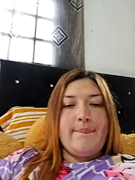 Snapshot of Sofia_Queen17 chatting on December 27, 2024, 2:01 pm Sofia Queen17 online show from December 27, 2024, 2:01 pm