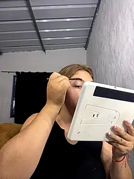 Snapshot of Sofia_Queen17 chatting on October 4, 2025, 10:46 am Sofia Queen17 online show from October 4, 2025, 10:46 am