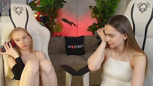 Lana Pulse online show from December 30, 2024, 2:31 am