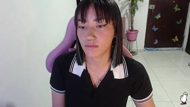 Snapshot of littleangel1_m chatting on April 23, 2026, 8:44 pm littleangel1 m online show from April 23, 2026, 8:44 pm