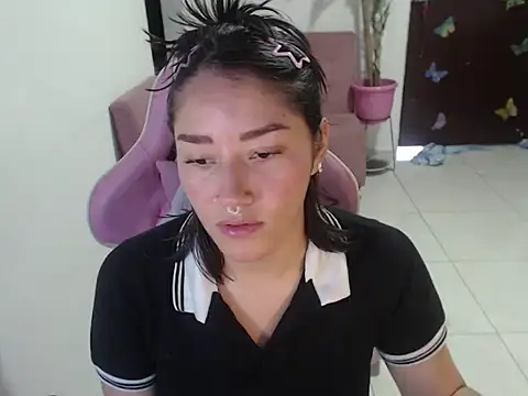 Snapshot of littleangel1_m chatting on July 11, 2026, 10:11 pm littleangel1 m online show from July 11, 2026, 10:11 pm