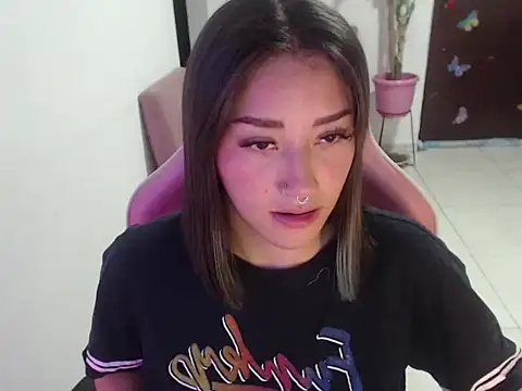 Snapshot of littleangel1_m chatting on July 14, 2026, 9:58 am littleangel1 m online show from July 14, 2026, 9:58 am