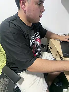 BigmanLatam online show from April 11, 2026, 1:32 am