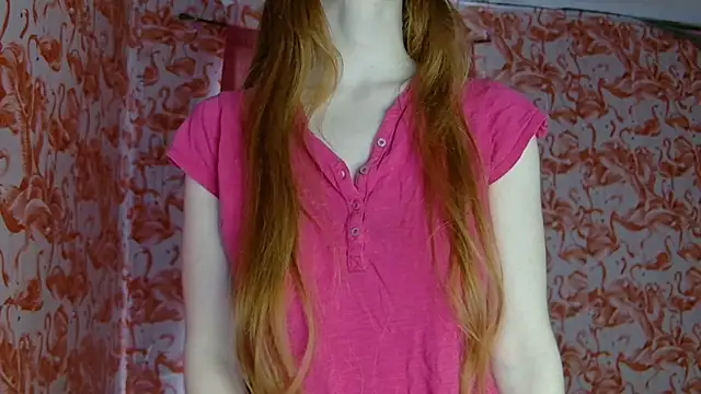 Snapshot of strawberrysmoothie chatting on August 1, 2026, 6:07 pm strawberrysmoothie online show from August 1, 2026, 6:07 pm