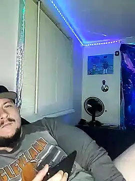 Snapshot of Spunonymous chatting on January 7, 2025, 9:29 am Spunonymous online show from January 7, 2025, 9:29 am