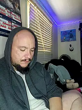 Snapshot of Spunonymous chatting on January 16, 2025, 4:18 pm Spunonymous online show from January 16, 2025, 4:18 pm