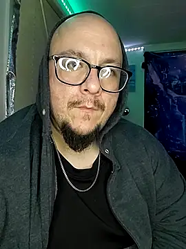 Snapshot of Spunonymous chatting on February 16, 2025, 4:09 am Spunonymous online show from February 16, 2025, 4:09 am