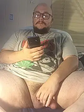 Snapshot of Spunonymous chatting on October 3, 2025, 3:03 am Spunonymous online show from October 3, 2025, 3:03 am