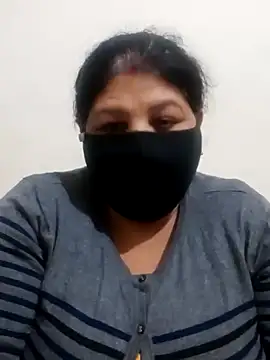 Shoni   online show from December 4, 2024, 5:44 pm