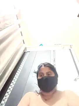 Shoni   online show from December 21, 2025, 5:09 pm