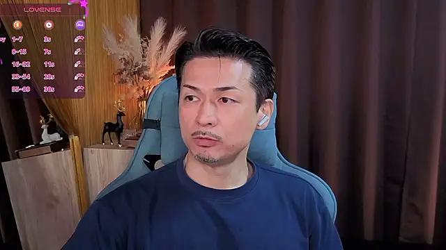 Snapshot of HARU-outdoor-x chatting on October 15, 2025, 1:55 pm HARU-outdoor-x online show from October 15, 2025, 1:55 pm