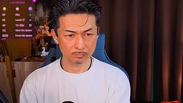 Snapshot of HARU-outdoor-x chatting on March 11, 2026, 2:56 pm HARU-outdoor-x online show from March 11, 2026, 2:56 pm