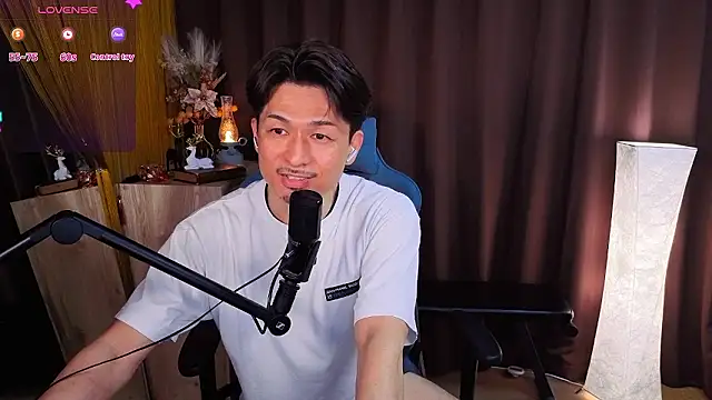 Snapshot of HARU-outdoor-x chatting on March 18, 2026, 2:31 pm HARU-outdoor-x online show from March 18, 2026, 2:31 pm