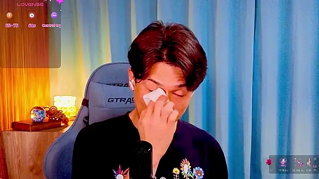 Snapshot of HARU-outdoor-x chatting on March 29, 2026, 2:28 pm HARU-outdoor-x online show from March 29, 2026, 2:28 pm