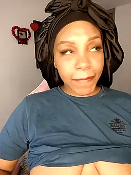 kitty  blackgl online show from February 24, 2025, 5:11 am