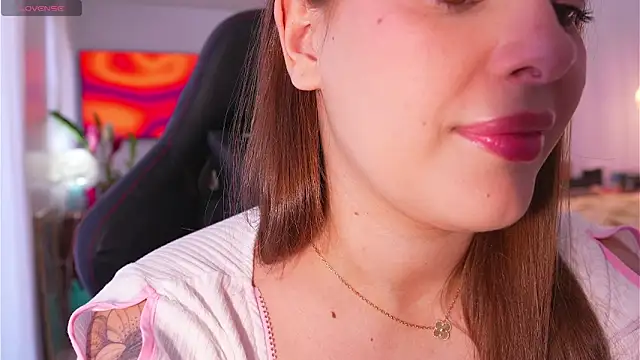 lana rosy online show from April 8, 2026, 4:29 pm