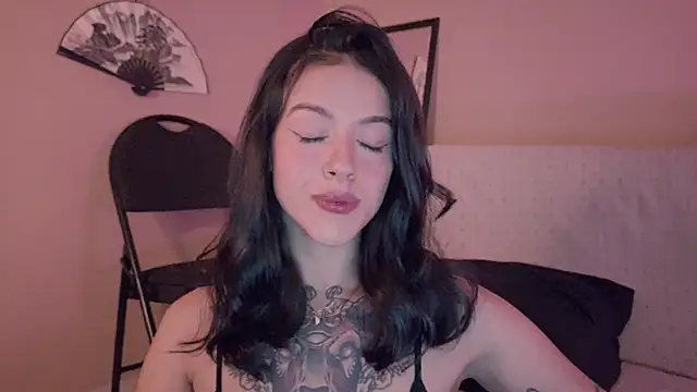 Snapshot of phoenix_xx chatting on July 14, 2026, 3:00 am phoenix xx online show from July 14, 2026, 3:00 am