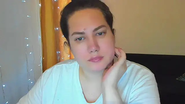  madalexa  online show from February 13, 2026, 1:18 pm