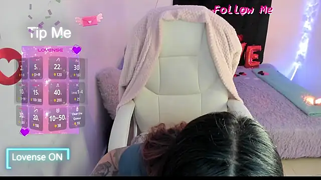 Sofia thomson1 t online show from February 20, 2025, 10:05 am