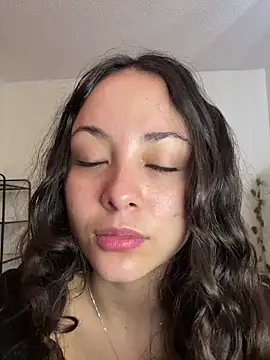 Snapshot of Megan_Rodrigo chatting on March 6, 2026, 1:40 pm Megan Rodrigo online show from March 6, 2026, 1:40 pm