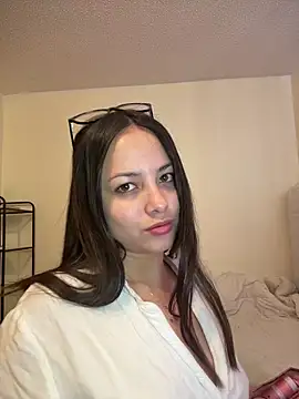 Snapshot of Megan_Rodrigo chatting on March 12, 2026, 2:01 pm Megan Rodrigo online show from March 12, 2026, 2:01 pm