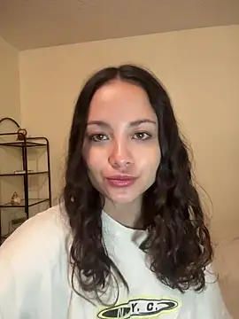 Snapshot of Megan_Rodrigo chatting on March 18, 2026, 2:09 pm Megan Rodrigo online show from March 18, 2026, 2:09 pm