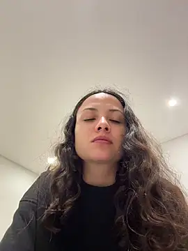 Snapshot of Megan_Rodrigo chatting on June 25, 2026, 4:45 am Megan Rodrigo online show from June 25, 2026, 4:45 am