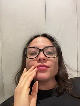 Snapshot of Megan_Rodrigo chatting on June 25, 2026, 5:12 am Megan Rodrigo online show from June 25, 2026, 5:12 am