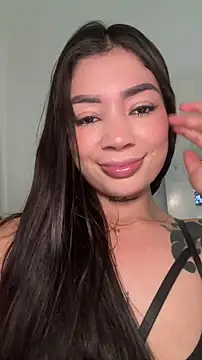 Snapshot of Roxanne_08 chatting on March 24, 2026, 7:41 pm Roxanne 08 online show from March 24, 2026, 7:41 pm