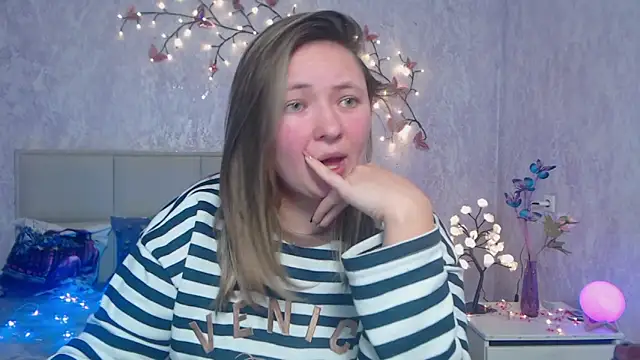 SallyVerda online show from March 10, 2026, 6:35 pm