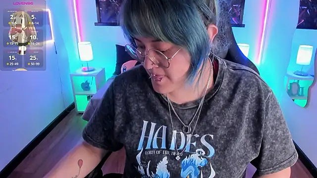 lucky-leah online show from February 18, 2026, 3:57 am