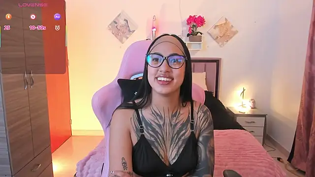 Snapshot of Kayla_foxxy chatting on July 20, 2026, 12:58 am Kayla foxxy online show from July 20, 2026, 12:58 am