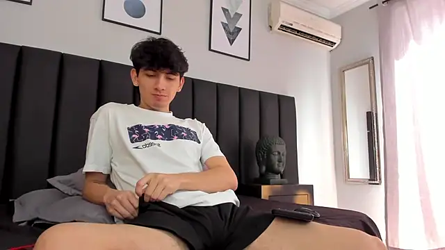 Santi delacruz online show from January 3, 2025, 5:10 pm