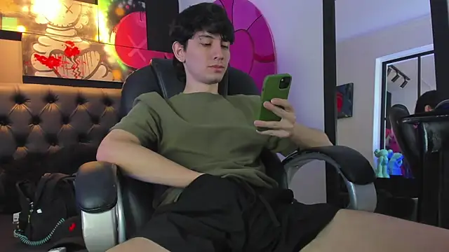 Santi delacruz online show from February 1, 2025, 2:24 pm