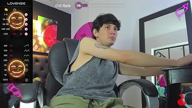 Santi delacruz online show from February 5, 2025, 6:48 pm