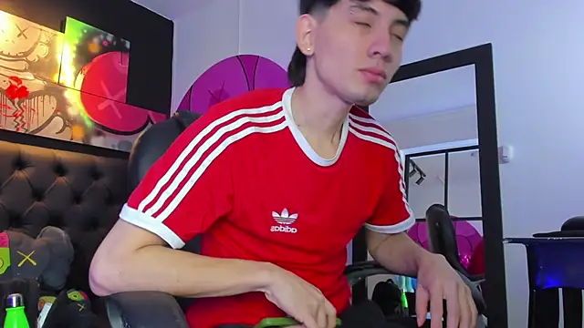 Santi delacruz online show from February 13, 2025, 3:14 pm