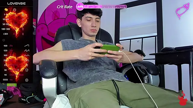 Santi delacruz online show from February 25, 2025, 8:51 pm