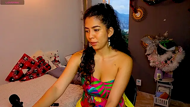 arteverena online show from December 4, 2025, 10:29 pm