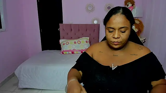 Snapshot of bbw_charlote chatting on February 5, 2026, 12:21 pm bbw charlote online show from February 5, 2026, 12:21 pm