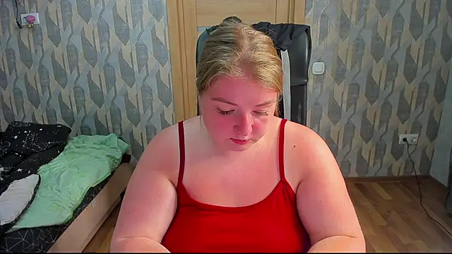 Snapshot of valery1610 chatting on July 5, 2026, 8:38 pm valery1610 online show from July 5, 2026, 8:38 pm