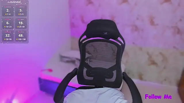 Abbieowenx online show from December 19, 2025, 4:03 pm