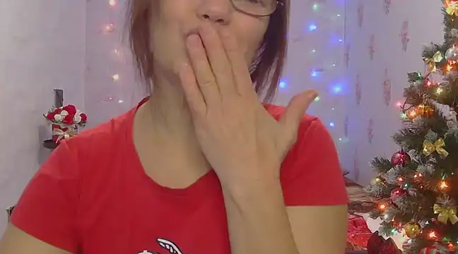 KittyyLaBeauty online show from December 28, 2024, 6:49 am